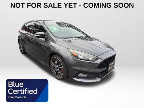 2017 Ford Focus ST ST