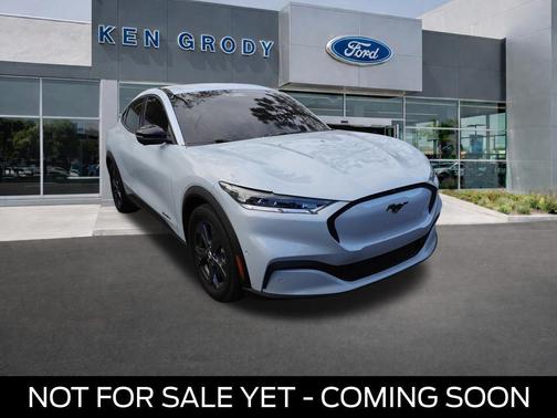 Space White Metallic 2023 Ford Mustang Mach-E Select