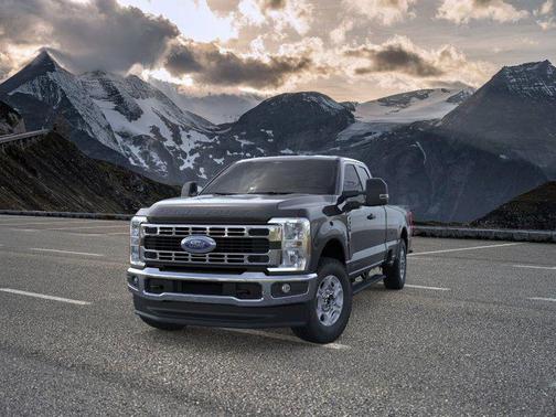 2026 Ford F-350 XLT