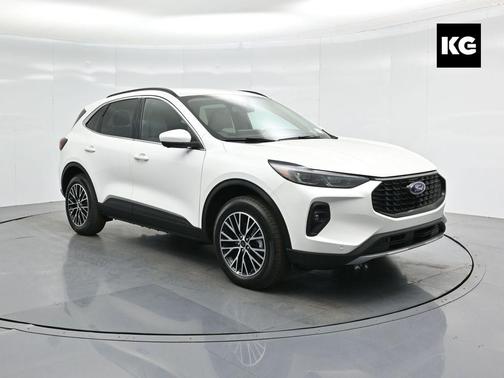 2025 Ford Escape PHEV SE