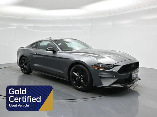 2022 Ford Mustang EcoBoost