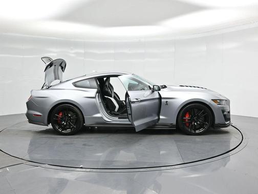 2020 Ford Shelby GT500 Base