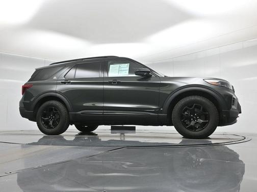 Forged Green Metallic 2023 Ford Explorer Timberline