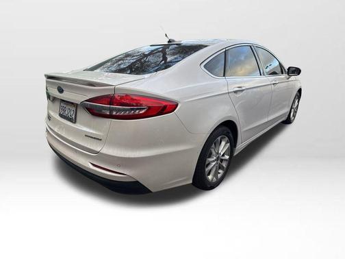2019 Ford Fusion Energi Titanium