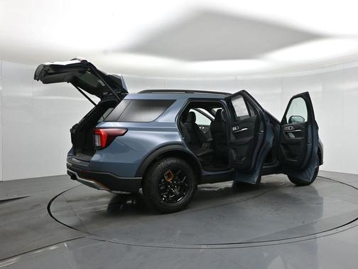 Vapor Blue 2026 Ford Explorer Tremor