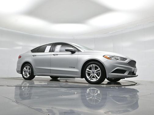 2018 Ford Fusion Hybrid SE