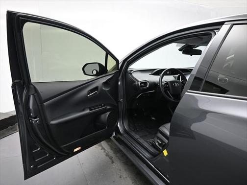 2020 Toyota Prius Prime XLE