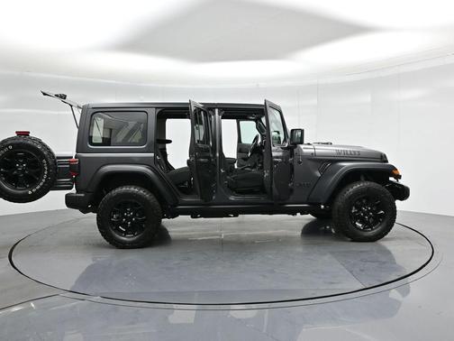 2020 Jeep Wrangler Unlimited Willys 4X4
