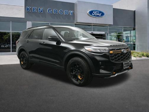 Agate Black Metallic 2026 Ford Explorer Tremor