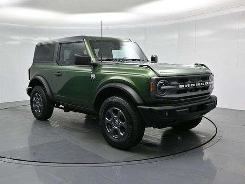 ERUPTION GREEN METALLIC 2024 Ford Bronco BIG BEND