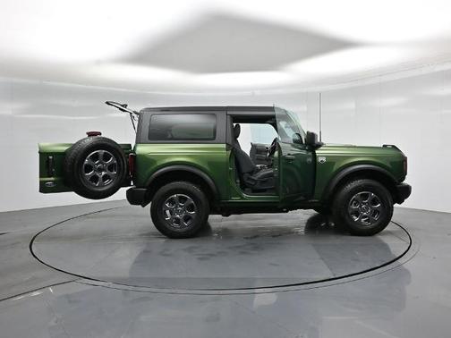 ERUPTION GREEN METALLIC 2024 Ford Bronco BIG BEND
