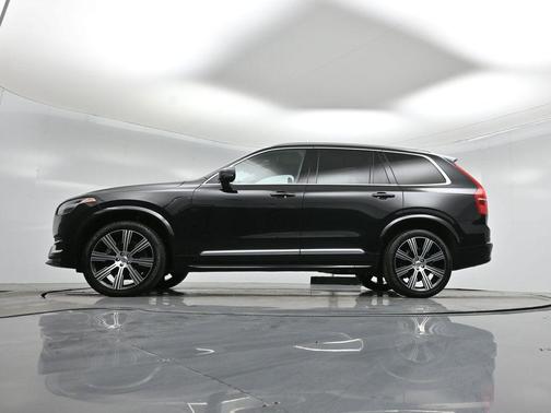 2023 Volvo XC90 B6 Ultimate 6-Seater