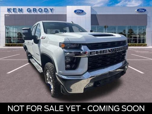 Summit White 2023 Chevrolet Silverado 2500 LT