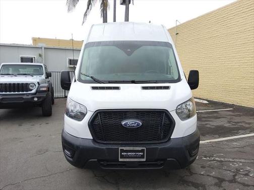 2022 Ford Transit-250 Base