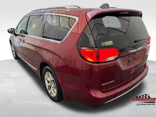 Velvet 2019 Chrysler Pacifica Limited