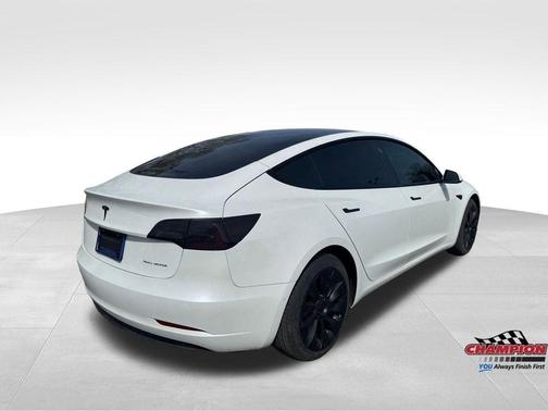 2022 Tesla Model 3 Long Range