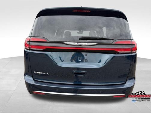 2021 Chrysler Pacifica Touring