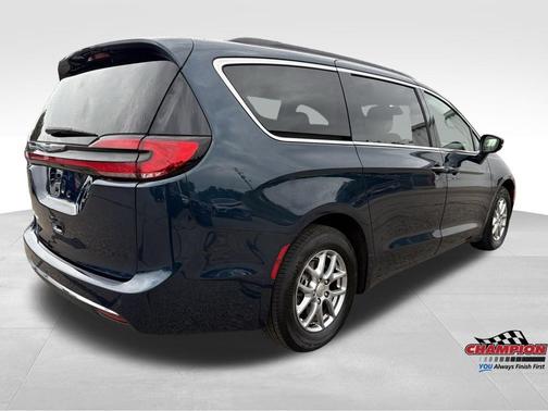2021 Chrysler Pacifica Touring