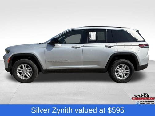 2024 Jeep Grand Cherokee Laredo