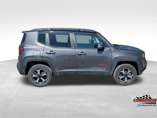 Granite Crystal Clearcoat Metallic 2020 Jeep Renegade Trailhawk