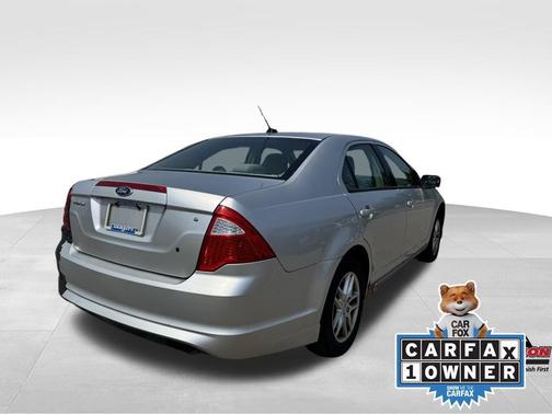 2011 Ford Fusion S