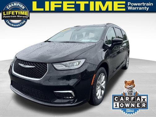 2022 Chrysler Pacifica Touring-L