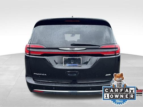 2022 Chrysler Pacifica Touring-L