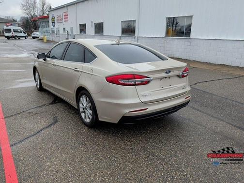 2019 Ford Fusion Hybrid SE