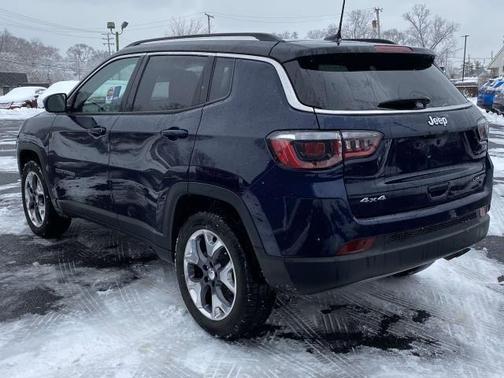 Photo 2 of 37 of 2020 Jeep Compass Limited