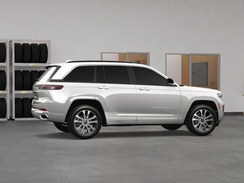 2025 Jeep Grand Cherokee Overland
