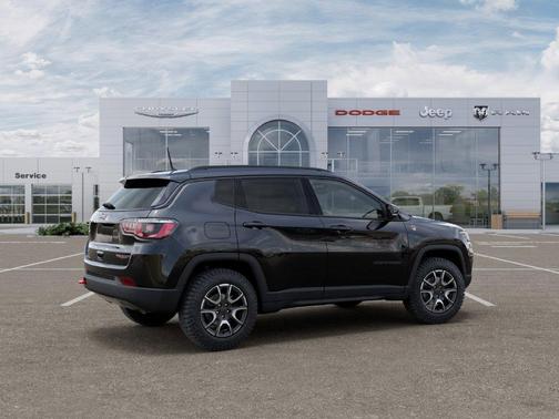 Diamond Black 2026 Jeep Compass Trailhawk