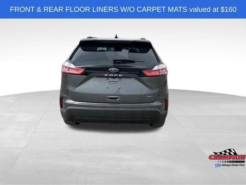 Carbonized Gray Metallic 2022 Ford Edge SE