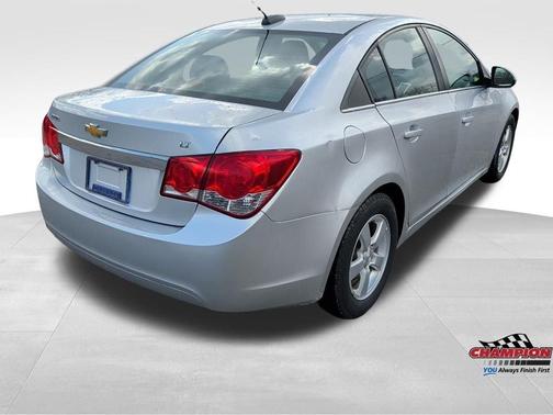 Silver Ice Metallic 2015 Chevrolet Cruze 1LT