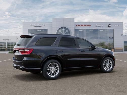 DB Black Crystal Clearcoat 2026 Dodge Durango GT