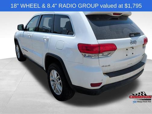 Bright White Clearcoat 2017 Jeep Grand Cherokee Laredo
