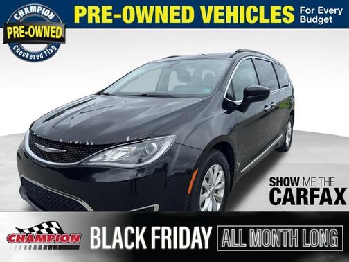 2017 Chrysler Pacifica Touring-L