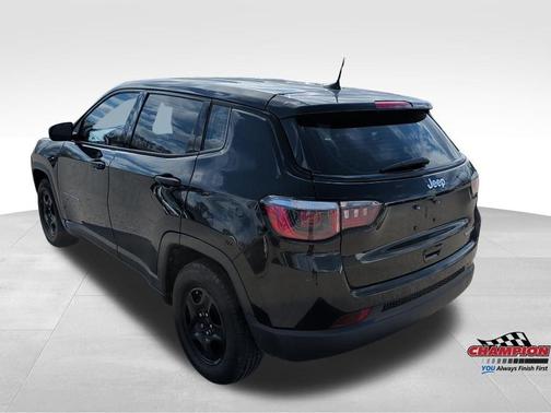 Diamond Black 2019 Jeep Compass Sport