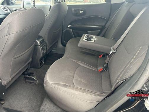 Diamond Black 2019 Jeep Compass Sport