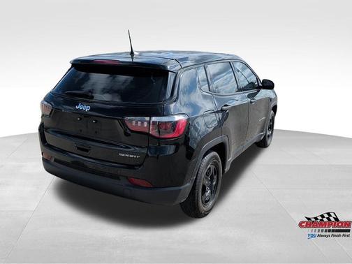 Diamond Black 2019 Jeep Compass Sport