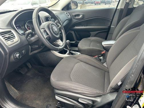 Diamond Black 2019 Jeep Compass Sport