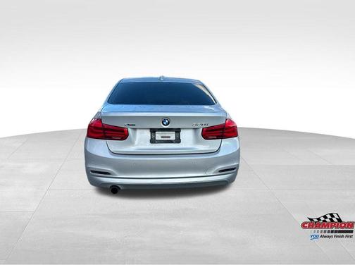 2017 BMW 320 i xDrive