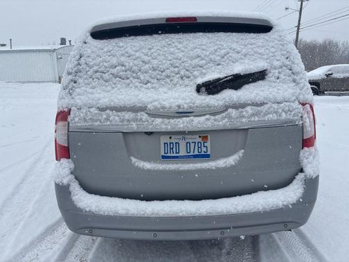 2013 Chrysler Town & Country Touring-L