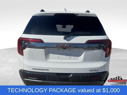 2023 GMC Acadia AT4