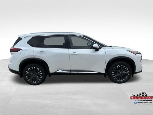 2024 Nissan Rogue Platinum