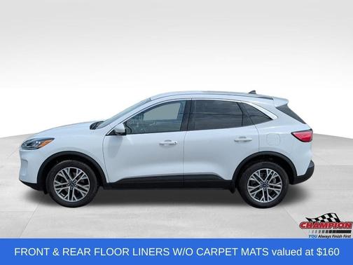 Oxford White 2022 Ford Escape SEL