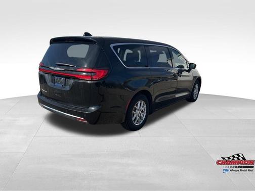 Diamond Black 2024 Chrysler Pacifica Touring-L