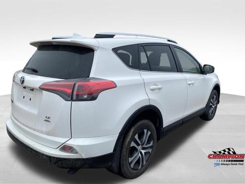 2016 Toyota RAV4 LE