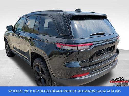 Diamond Black 2025 Jeep Grand Cherokee Laredo