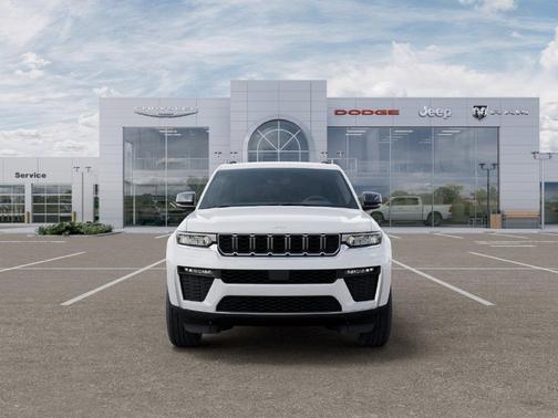 White 2027 Jeep Grand Cherokee Limited