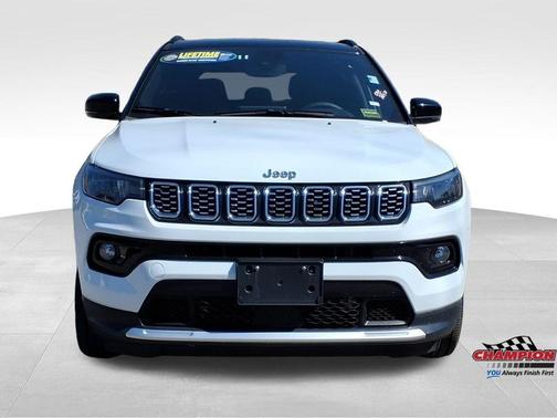 Bright White Clearcoat 2025 Jeep Compass Limited